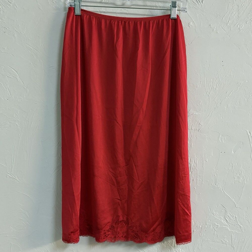 Olga Women’s Red Half Slip M Regular Nylon Lace Trim Solid Style 12007